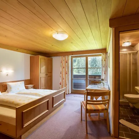 Bauernhof Niederfilzboden Farm stay *